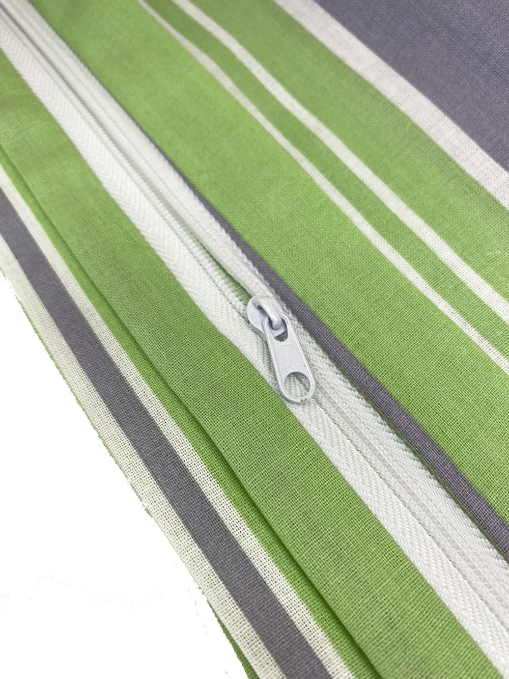 Пододеяльник Сказка "Аромат сирени" евро на молнии 200х215 см, перкаль