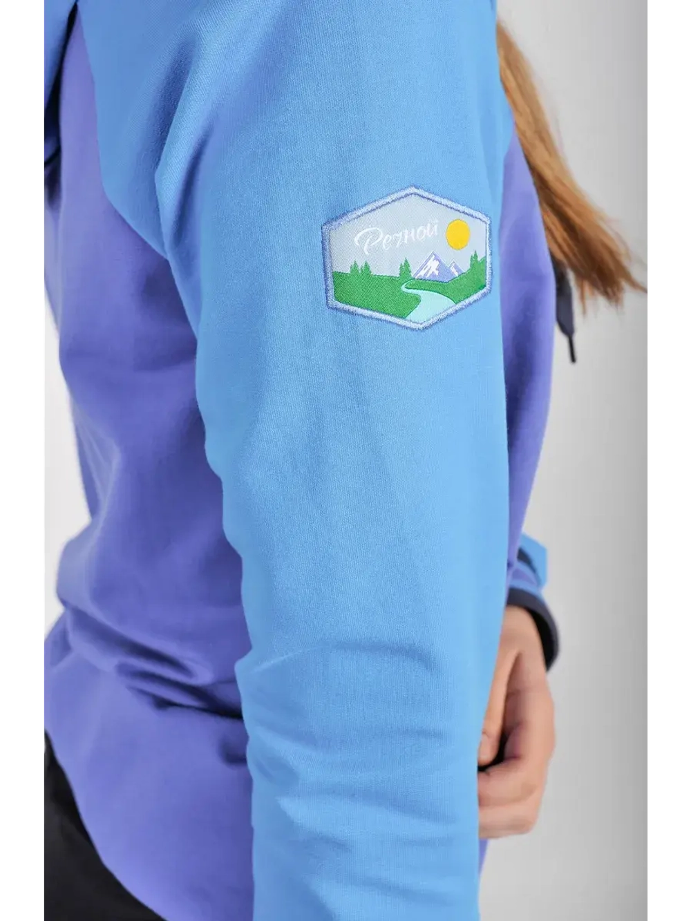 Толстовка с капюшоном