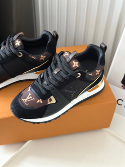 Louis Vuitton Run Away Trainer