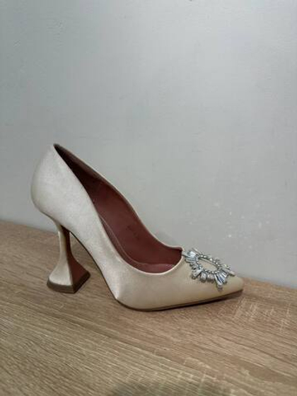 Туфли из нейлона