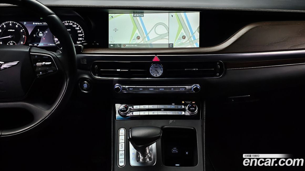 Genesis G90 3.8 AWD (02.2020)
