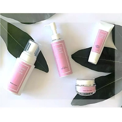 Hanako  Крем для деликатных зон Ханако- Delicate Zone Cosme Vagina Rash Cream, 30 г