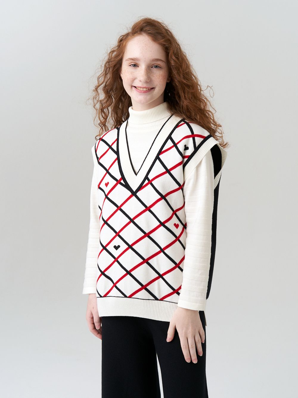 Жилетка в школу для девочки AT1011 черный-молочный