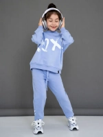 Спортивный костюм для девочки в школу