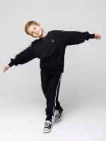 Спортивный костюм для мальчика в школу