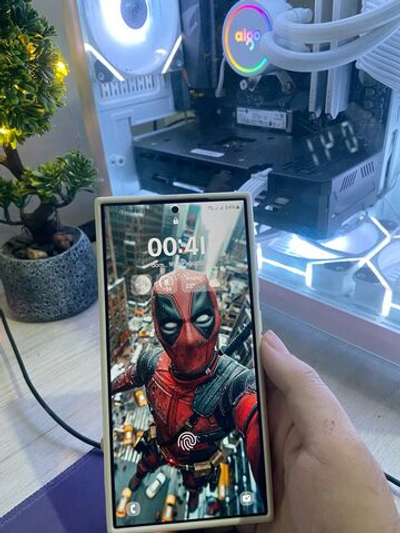 Смартфон Samsung Galaxy S25 Ultra