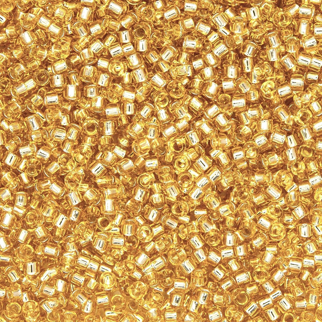 Японский бисер TOHO Treasure (№22), с внутренним серебрением, прозрачный