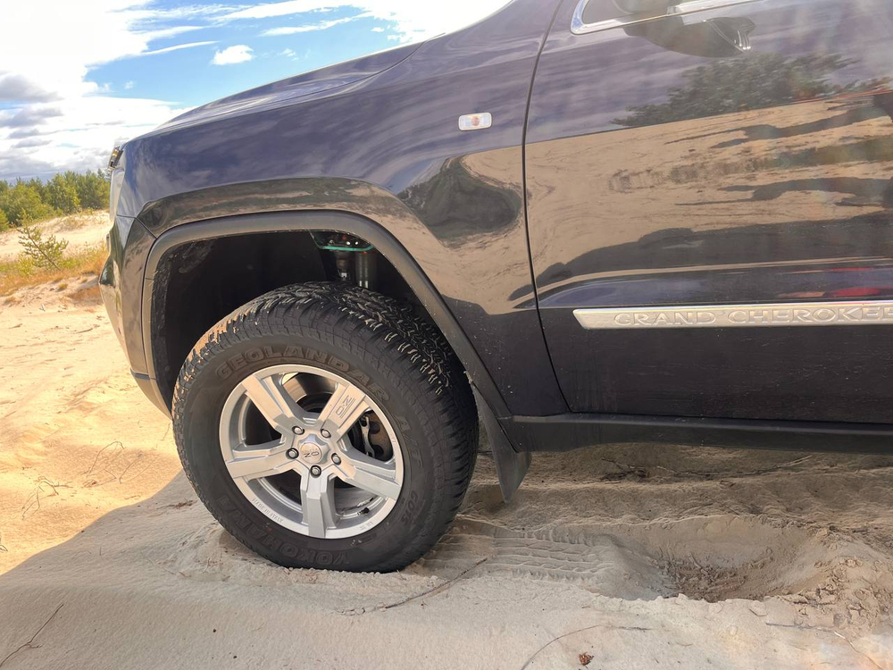 Jeep Grand Cherokee WK2 2011-2015 лифт-комплект подвески STR 2" ST8000