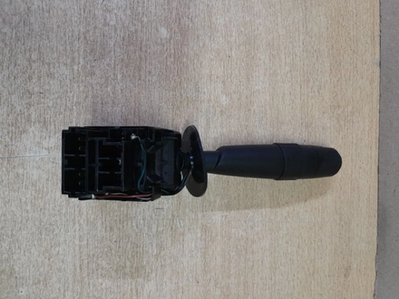 Переключатель подрулевой левый Dong Feng H30 Cross 7381001AA