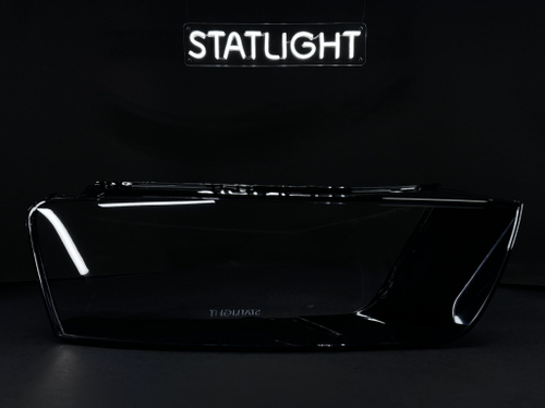 Правое стекло фары AUDI Q3 2016-2018