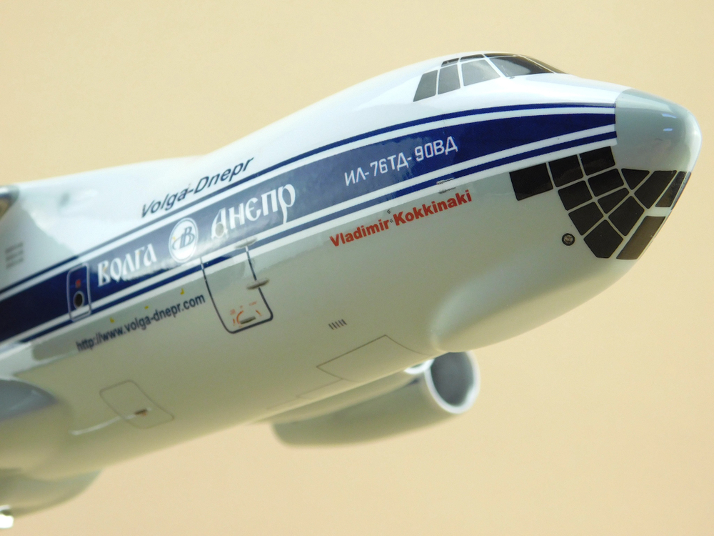 Модель самолета Ил-76ТД-90ВД (М1:100, Волга-Днепр, RA-76950)