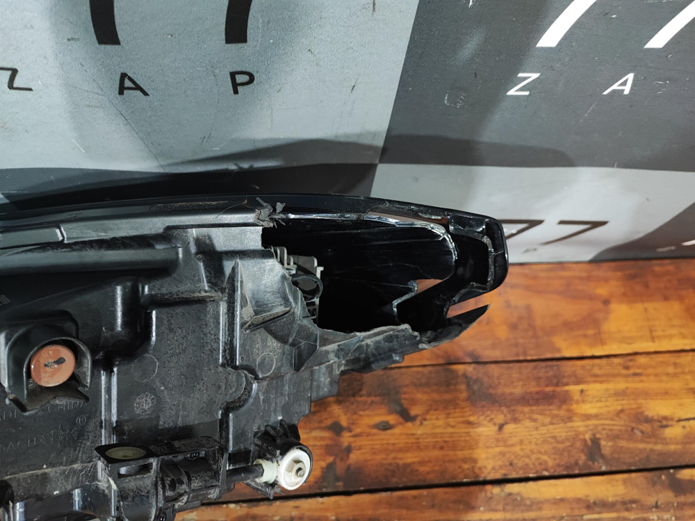 Фара правая LED Chery Tiggo 7 Pro 20-24 Б/У Оригинал 605000200AA