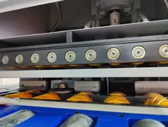 Cверлильно-резьбонарезной станок Flott SB 30 NC Plus R1