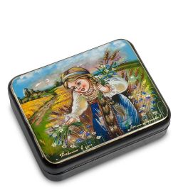 Народные промыслы ШК-55/ 57 Шкатулка «Девочка в поле» исп. Маркова