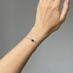 Браслет Звезда с вишневым янтарем