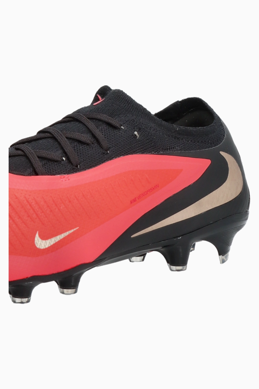 Бутсы Nike Phantom 6 Low Pro FG - красный