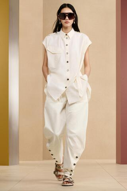 ZARA КОЖАНЫЕ САНДАЛИИ, КРЕМОВЫЙ