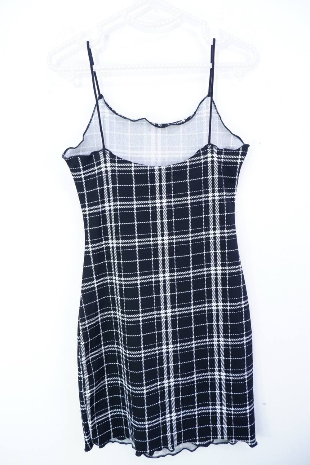 Платье SHEIN подростковое, можно носить сверху на лонг или водолазку, на 12-14 лет или 40 размер