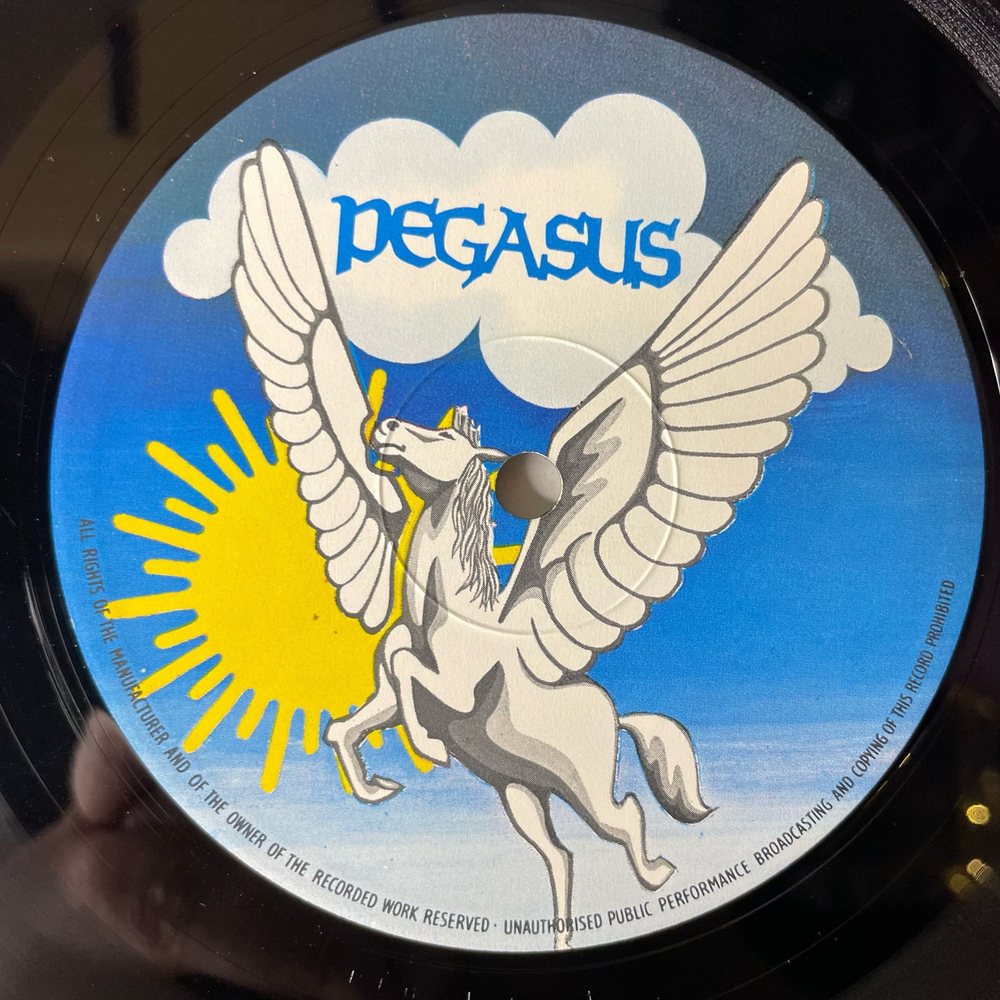 Винтажная виниловая пластинка LP Atomic Rooster In Hearing Of (Англия 1971)