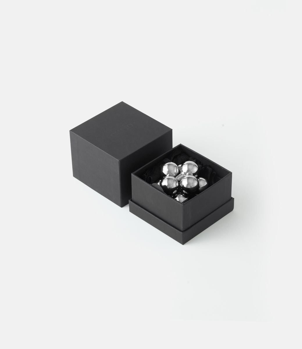 Curio Atom Silver — механическая головоломка
