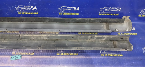 Порог правый пластиковый NISSAN CIMA 2002