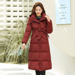 Длинный женский пуховик