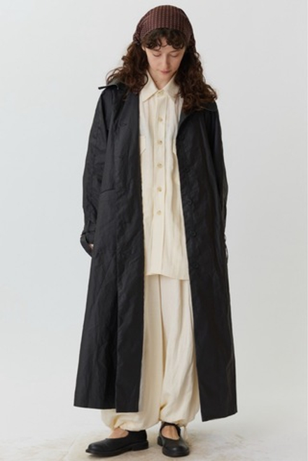 Косынка из шелка коричневая в горошек