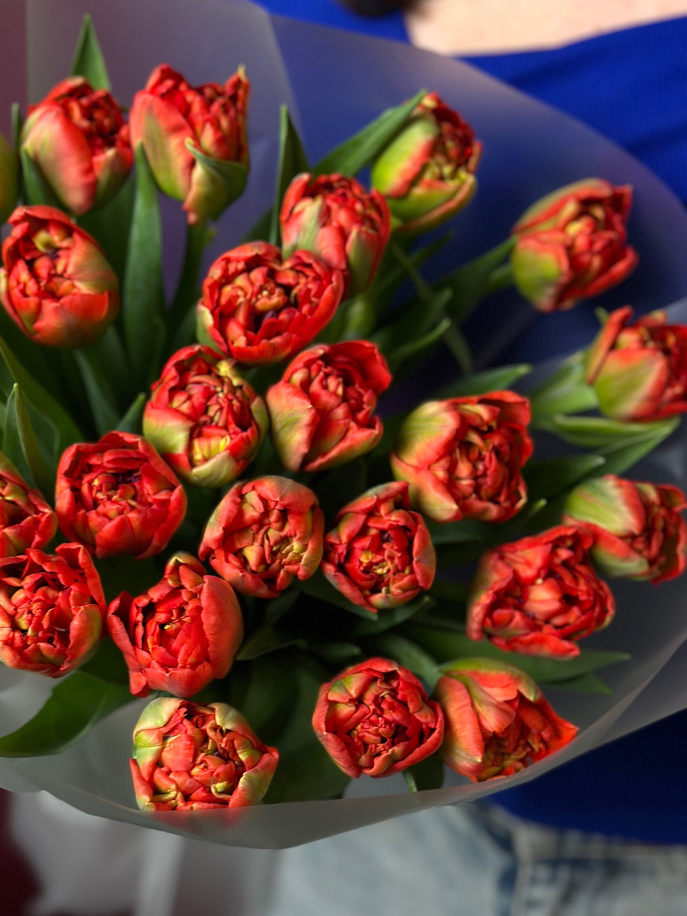 Букет оранжевых пионовидных тюльпанов