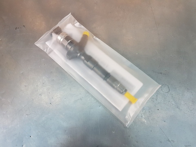 Форсунка топливная Denso 23670-30400