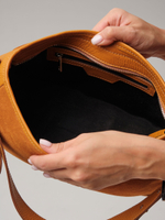 Замшевая сумка Azaro 30639 оранжевый карандаш