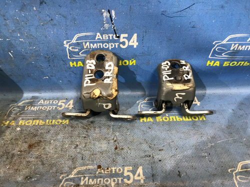 Петля двери задней правой NISSAN PRIMERA 1999