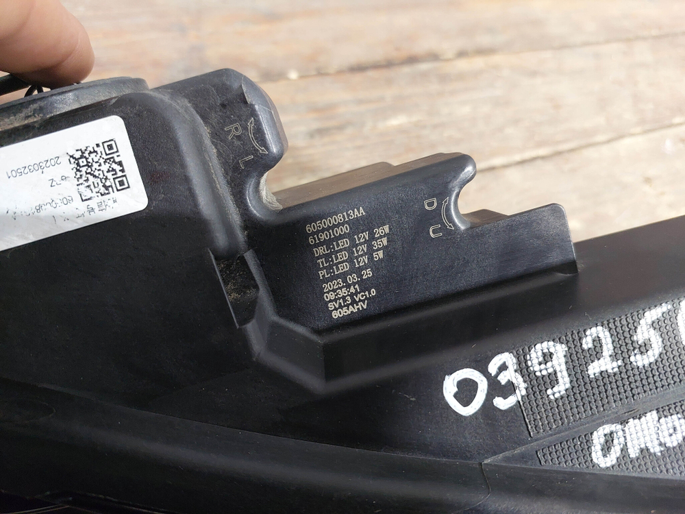 Указатель поворота левый Omoda C5 22-нв Б/У Оригинал 605000813AA