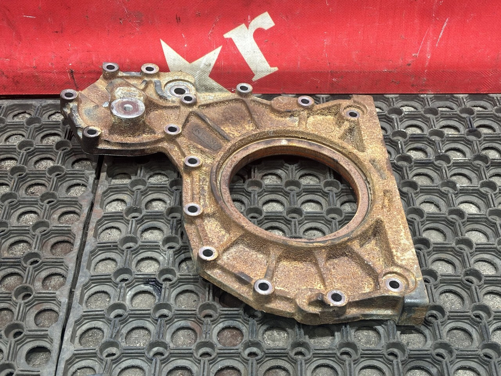 Крышка двигателя передняя 2019г.