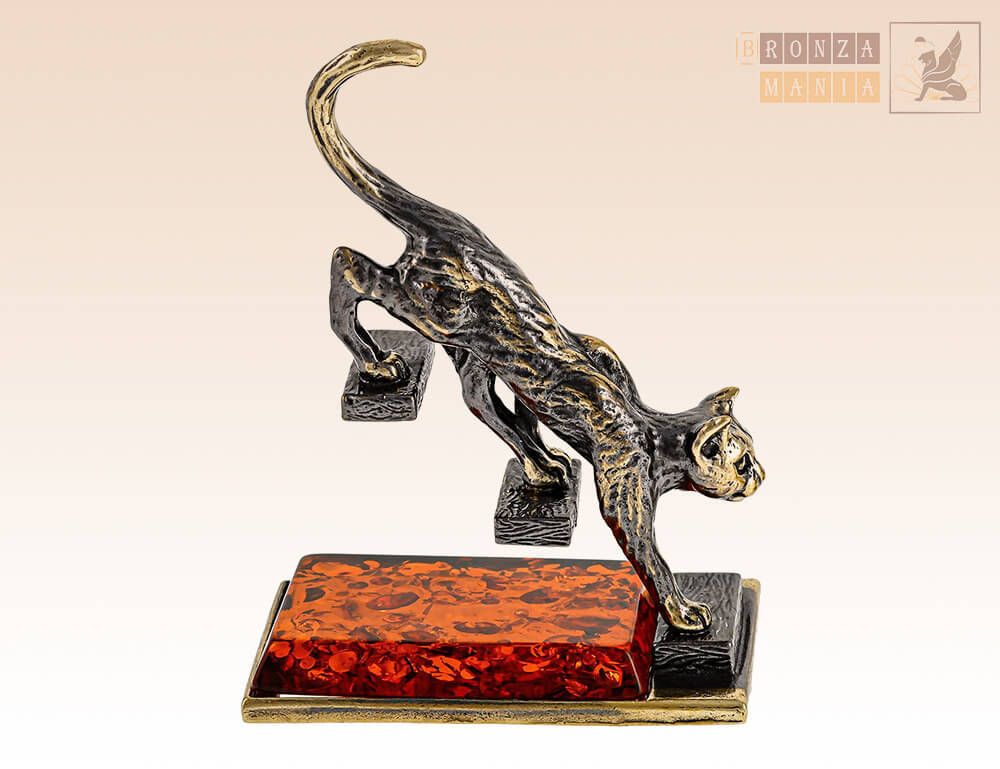 фигурка Кот на лестнице