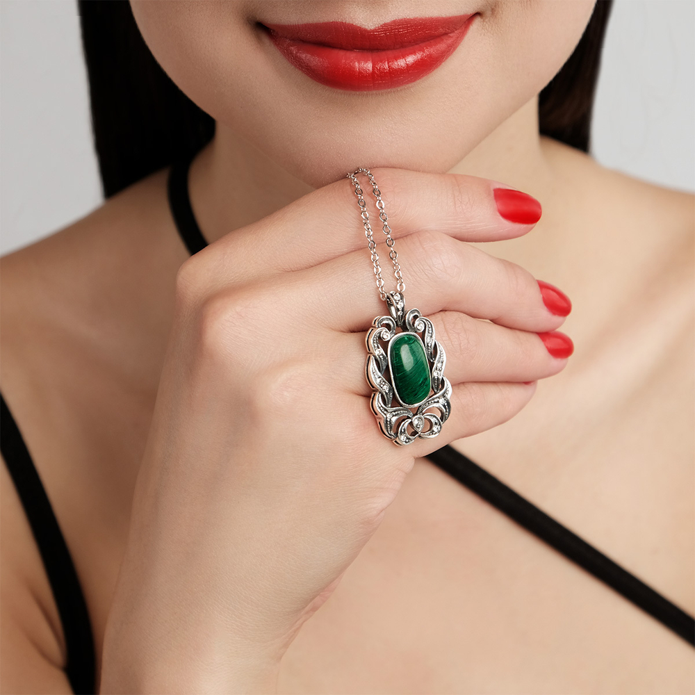 "Влади" подвеска в серебряном покрытии из коллекции "Самоцветы" от Jenavi с замком карабин