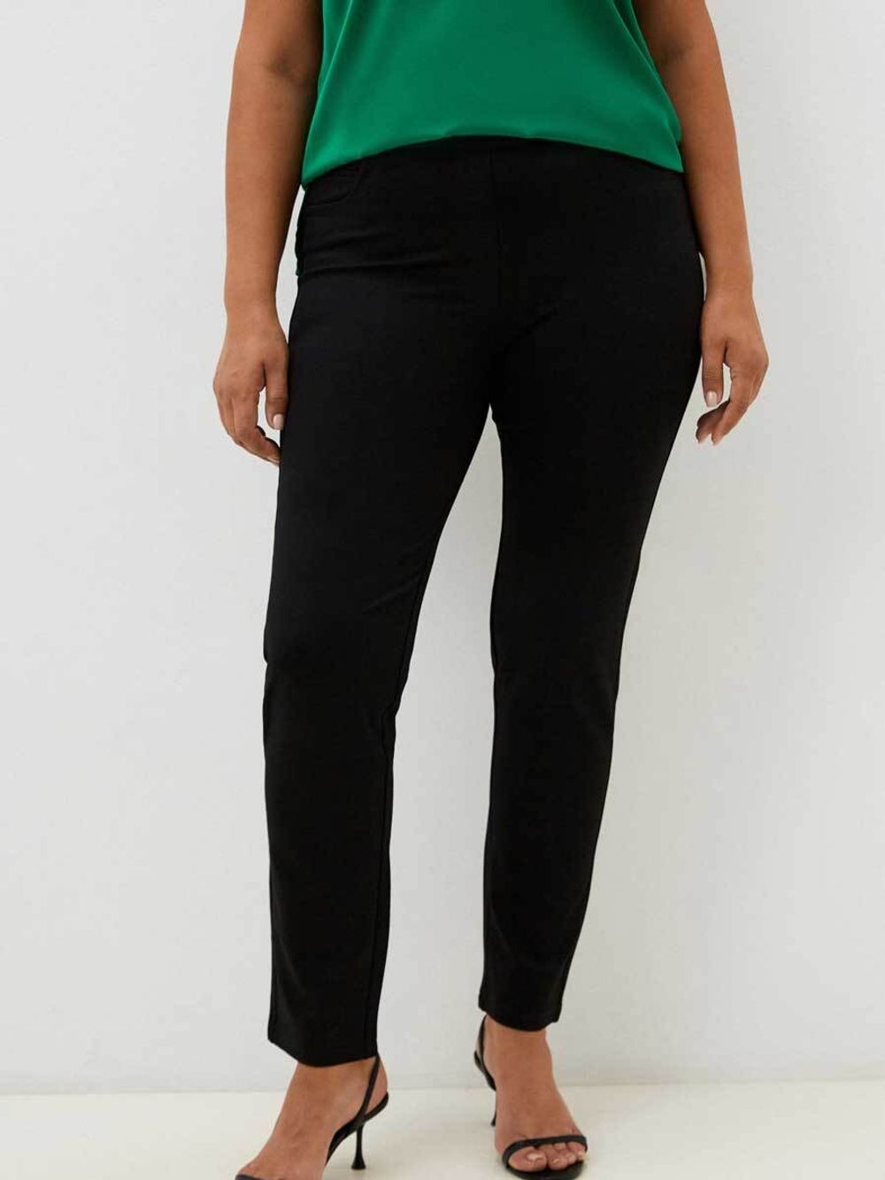 Брюки  трикотажные классические