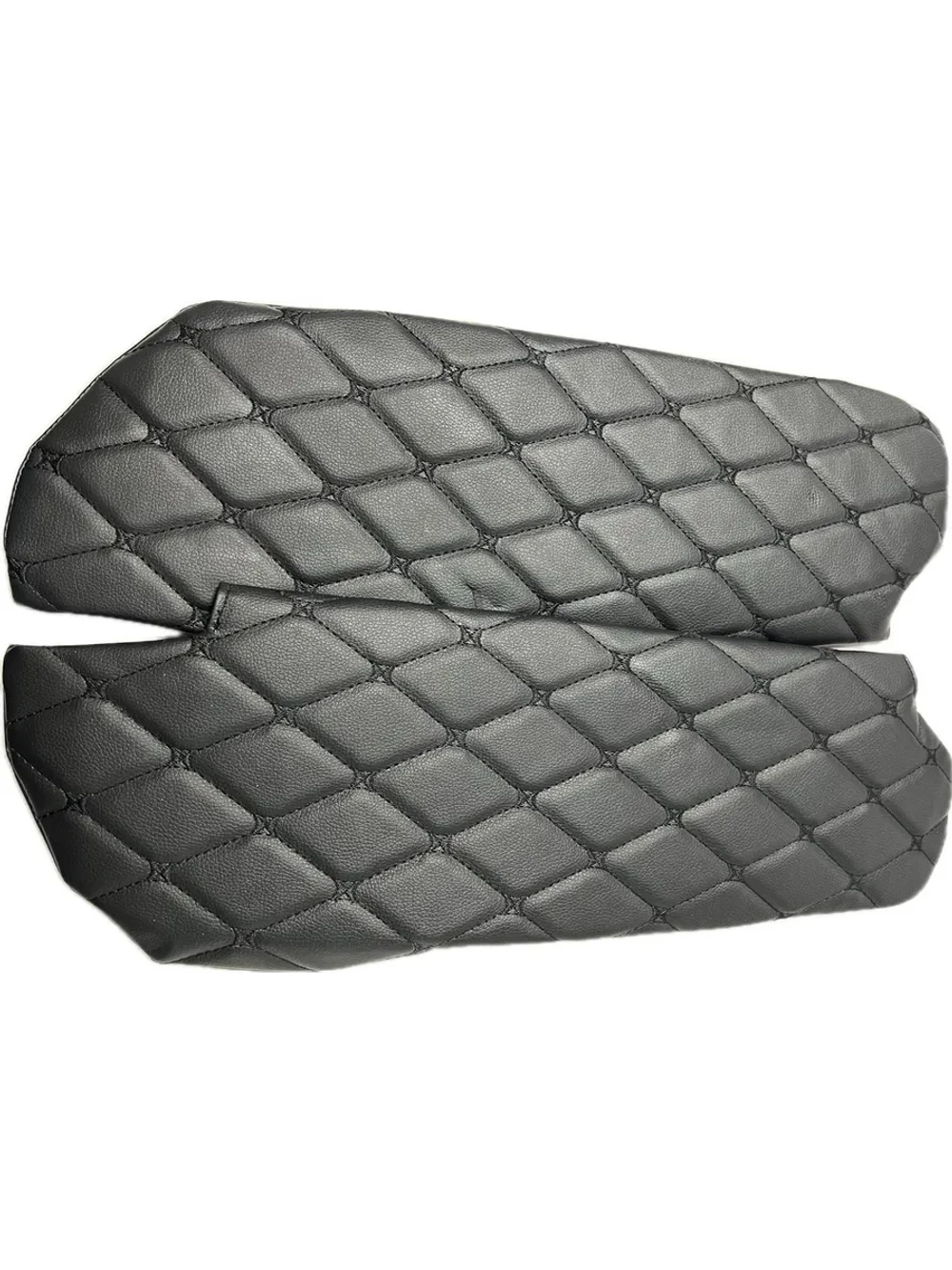 Чехлы на козырьки Волга 3110, 31105 (чёрная нить Бабочка)