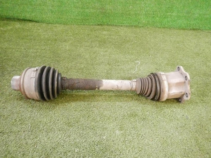 Привод передний левый Audi Q7 2 (2015-н.в.)