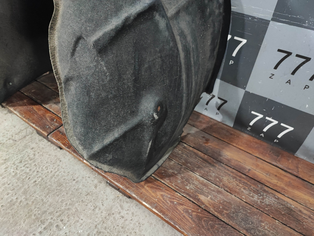 Подкрылок передний правый Cadillac Escalade 5 20-нв Б/У Оригинал 85523643