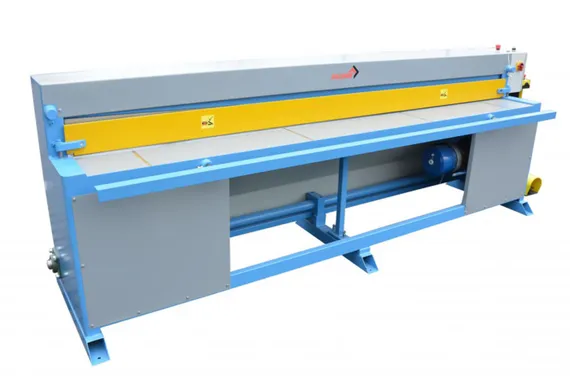 Электромеханическая гильотина Mazanek GM 3000/1,5