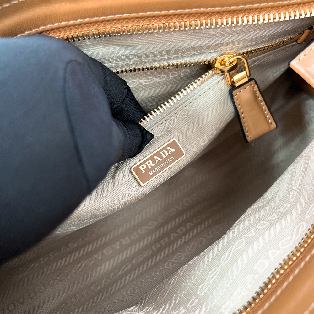Prada Bonnie Medium Bag 32 cm