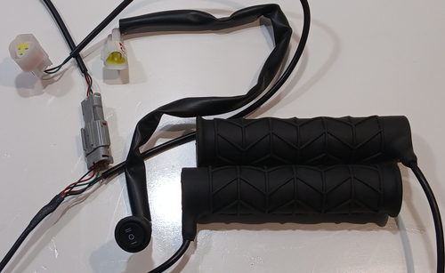 Ручки руля с подогревом в комплекте с кнопкой для снегохода MotoLand SnowFox 200