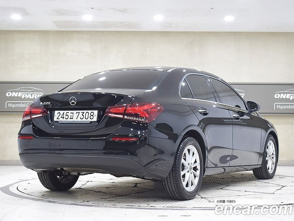 Mercedes-Benz A-Class W177 A220 Sedan (06.2020)