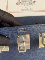 Сумка-слинг Hermes