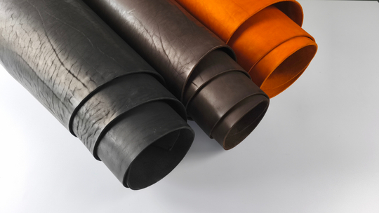 Полукожа под заказ (от 2000 дм²)