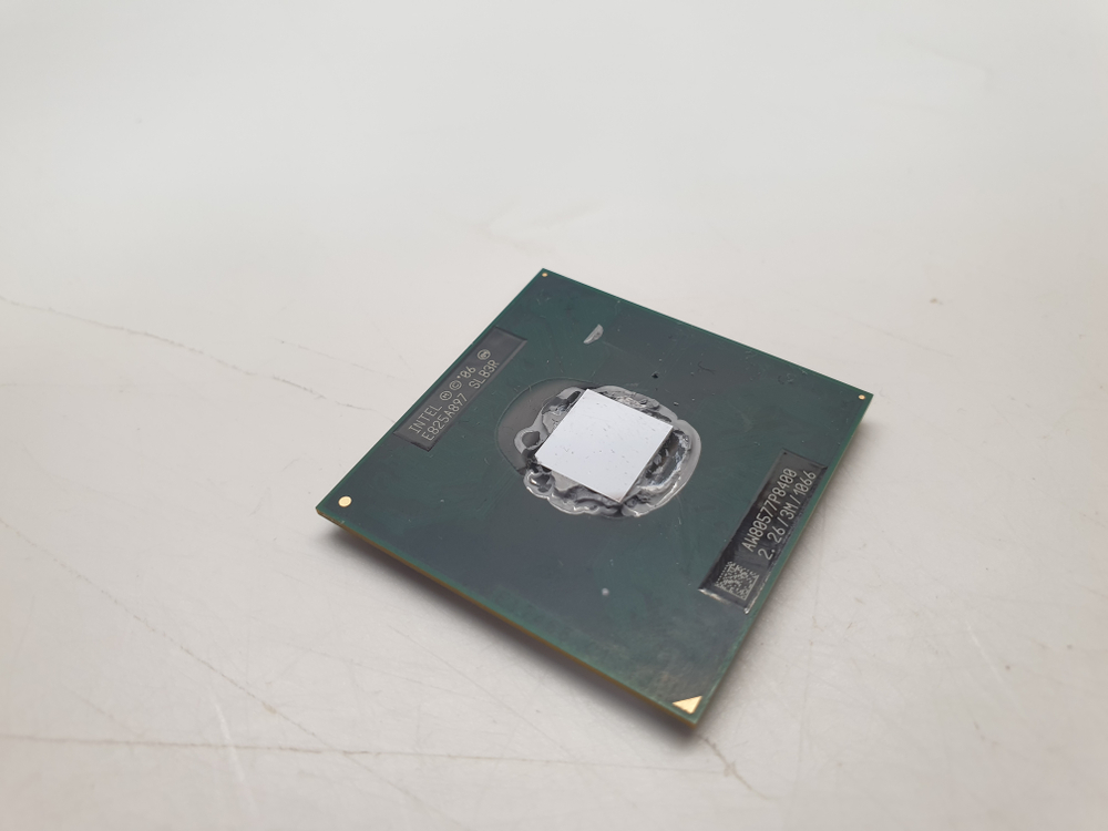 Процессор ноутбука Intel Core 2 Duo P8400, SLB3R