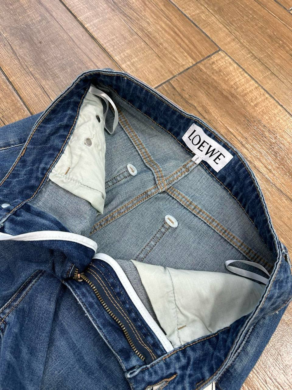 Джинсы Loewe