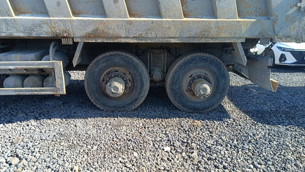 Shacman (Shaanxi) SX* 8x4 Самосвал SX33186V366 (Дизельный, 11,6 л, 423 л.с., МТ)