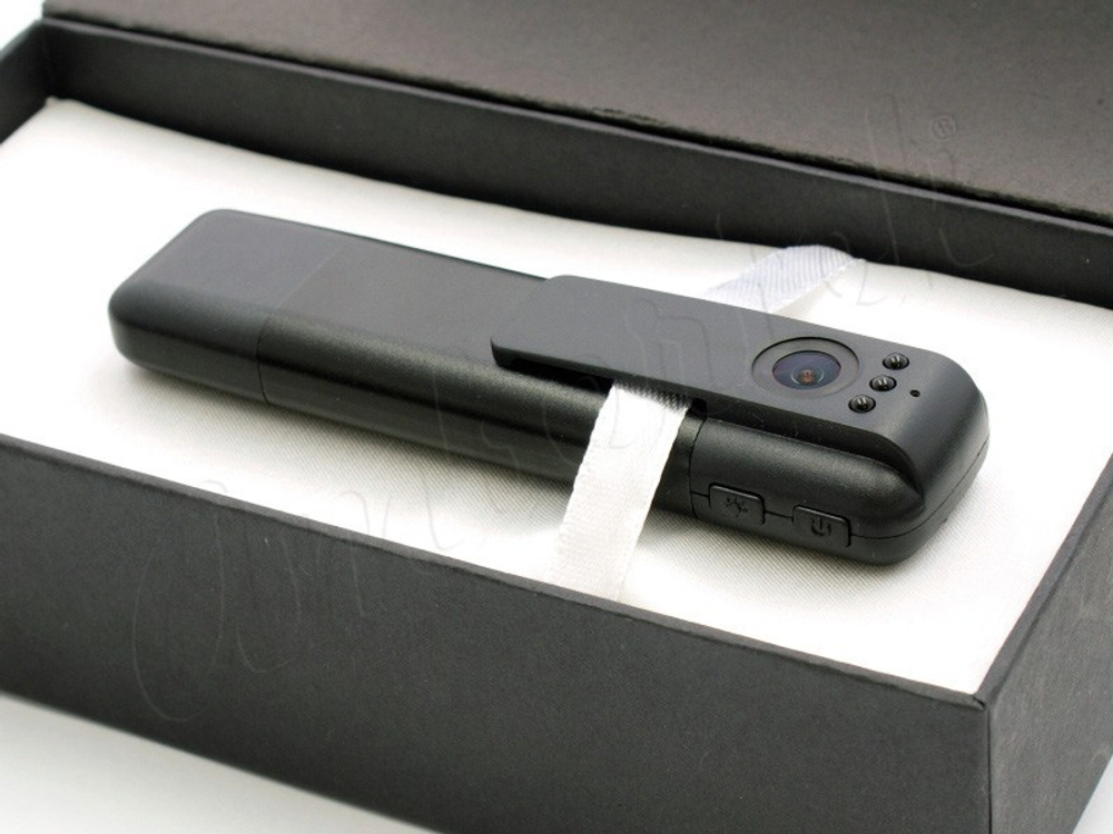 Миникамера Ambertek DV135S