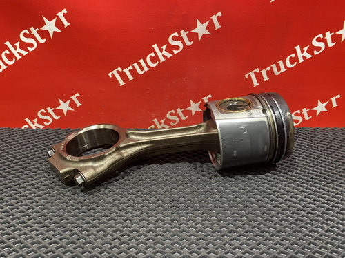 Поршень с шатуном